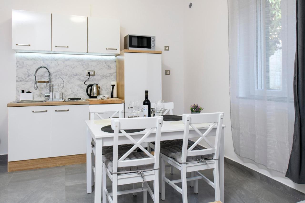 Apartment Delalle Split Exteriör bild