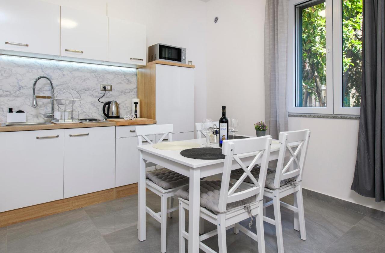 Apartment Delalle Split Exteriör bild