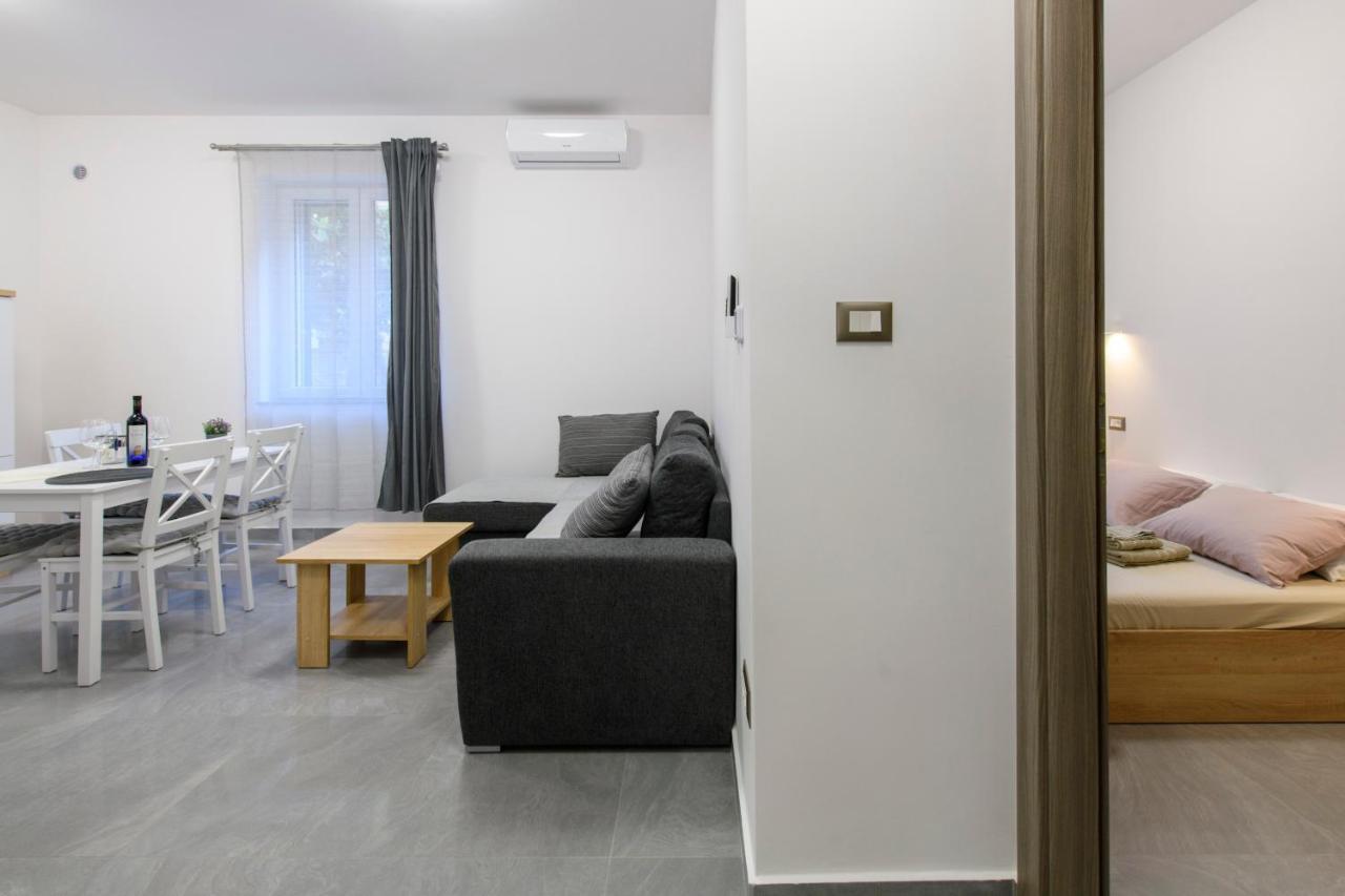 Apartment Delalle Split Exteriör bild